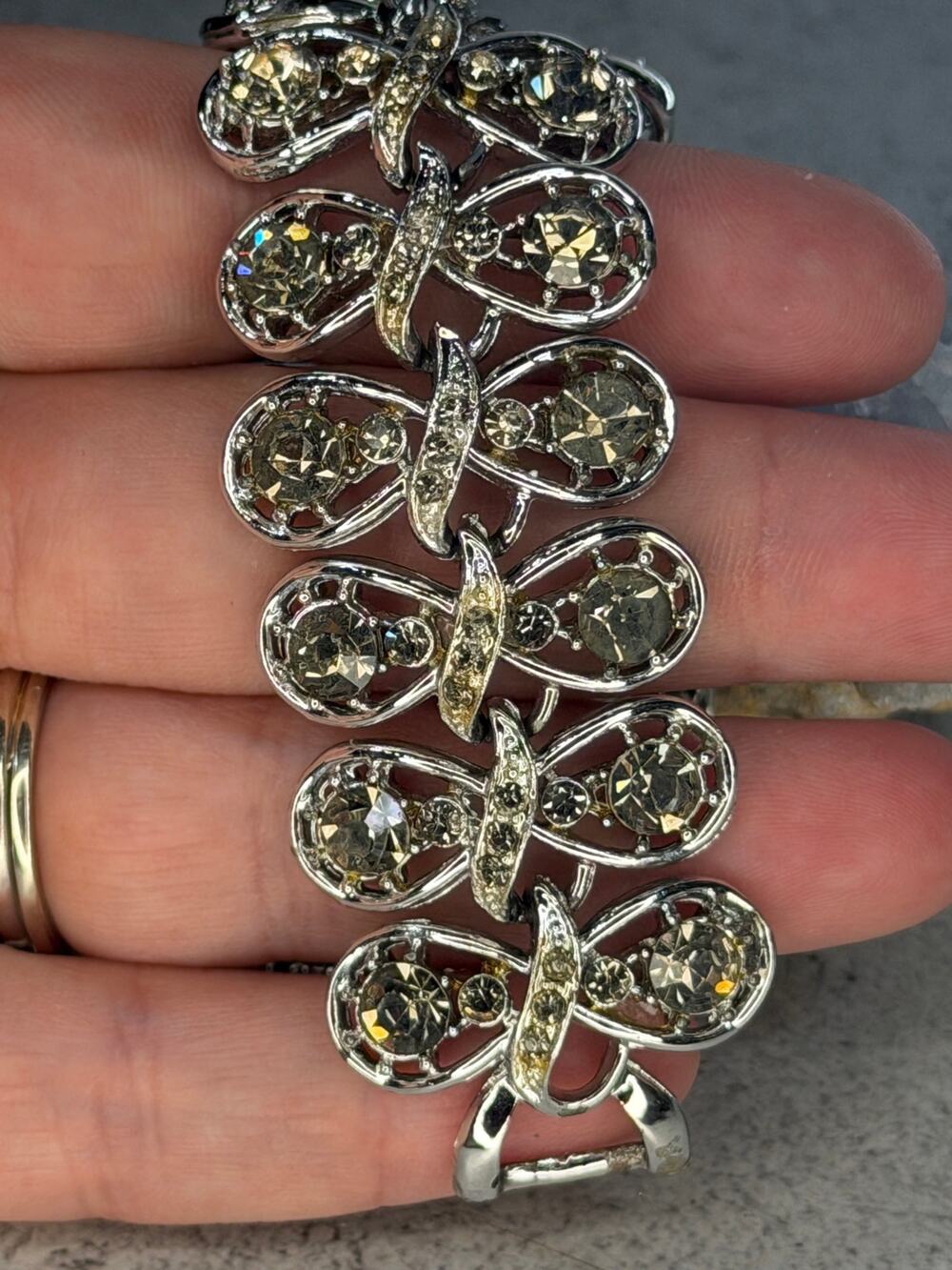 Pegasus Coro Vintage Rhinestone Silvertone Bracelet ab Crystal rhinestone